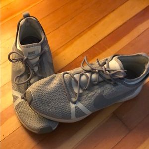 Nike Dual Racer men’s size US 11.